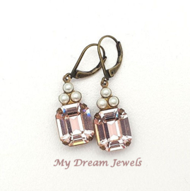 Oorhangers Octagon met Swarovski Pearl & Preciosa Vintage Rose