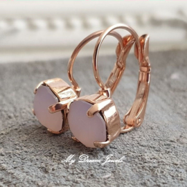 Oorbellen Alison met Swarovski " Rose Water Opal Matt"