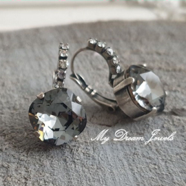 Luxe Oorbellen Square met Swarovski Crystal Silver Night