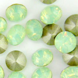 Swarovski puntsteen Chrysolite Opal 4,0mm ( PP32 ) 4st