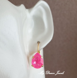 Oorbellen Belle met Swarovski Druppel "Crystal Electric Pink "
