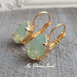 Oorbellen Belle met Swarovski Druppel "Chrysolite Opal"