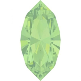 Swarovski 4228 Navette Chrysolite Opal 8x4mm / 2st