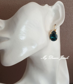 Oorbellen Sofia met Swarovski Druppel 18x13mm" Emerald Green"