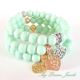 Kralen Armband Opaque Mint Green met een hartje in barok stijl