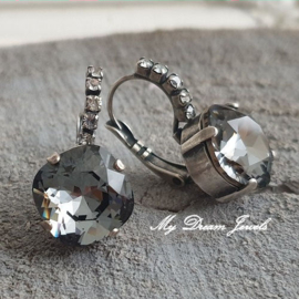 Luxe Oorbellen Square met Swarovski Crystal Silver Night