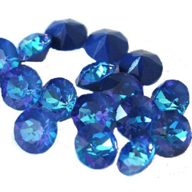 Swarovski 1088 puntsteen Crystal Royal Blue Delite 8,2mm  ( SS39 )