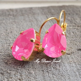 Oorbellen Belle met Swarovski Druppel "Crystal Electric Pink "