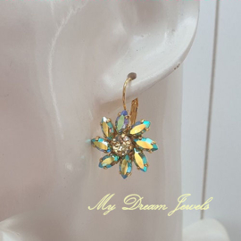 Oorbellen Daisy Flower Summer Green met Swarovski Crystal
