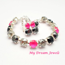 Oorbellen Lara " Neon Pink en Black Silver Patina " met o.a. Swarovski Crystal