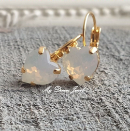Oorbellen Hart met Swarovski White Opal