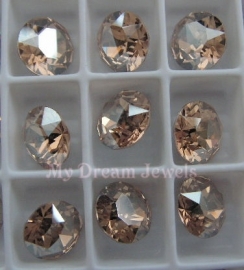 Swarovski 1088 Xirius puntsteen Crystal Golden Shadow 8,2mm ( SS39 )