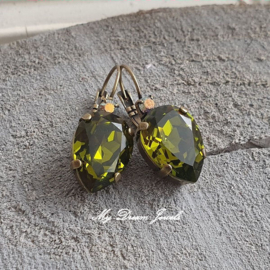 Oorbellen Druppel met Swarovski Vintage look Crystal & Olivine
