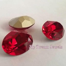 Swarovski 4100 Ovaal Siam 8x6mm