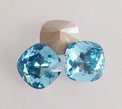 Swarovski 4470 Square Aquamarine 10x10mm