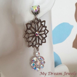 Vintage Stijl Filigree Oorstekers met Swarovski Crystal AB