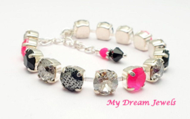 Armband Alison "Neon Pink Black Silver Patina " met o.a. Swarovski Crystal Maat M