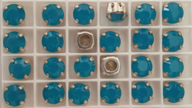 Swarovski 1028 puntsteen met rijgkastje " Caribbean Blue Opal " SS39