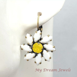 Oorbellen Daisy Flower met Swarovski Crystal White/Yellow