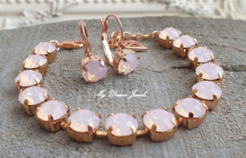 Oorbellen Alison met Swarovski " Rose Water Opal "