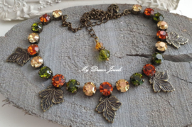 Ketting Colors of Autumn Bronze  Leaves met Swarovski Crystal