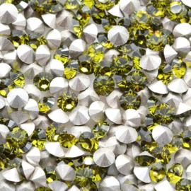 Swarovski 1028 puntsteen Olivine 4,0mm ( PP32 )