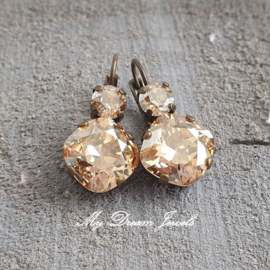 Oorbellen Square met Swarovski Crystal Golden Shadow