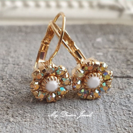 Oorbellen met Vintage Swarovski Flower Crystal AB