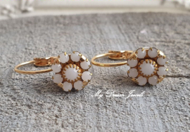 Oorbellen met Vintage Swarovski Flower White