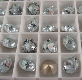 Swarovski 1088 Xirius puntsteen Light Azore 8,2mm ( SS39 )