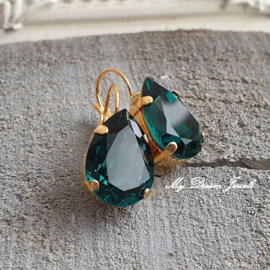 Oorbellen Sofia met Swarovski Druppel 18x13mm" Emerald Green"