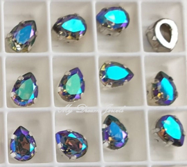 Swarovski Druppel 8x6mm met rijgkastje "Black Diamond Glacier Blue"