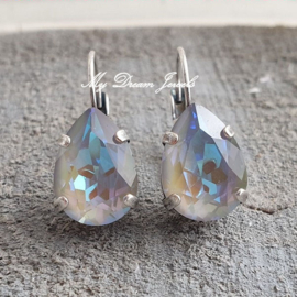 Oorbellen Belle met Swarovski Druppel 14x10mm"Crystal Serene Gray  Delite "