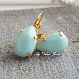 Oorbellen Belle met Swarovski Druppel "Mint Alabaster"