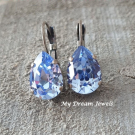 Oorbellen Belle met Swarovski Druppel "Light Sapphire"
