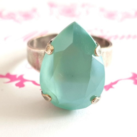 Verstelbare ring met een Swarovski Druppel Mint Green