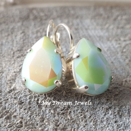 Oorbellen Belle met Swarovski Druppel "Mint Alabaster Glacier Blue"