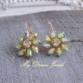 Oorbellen Daisy Flower Summer Green met Swarovski Crystal