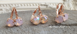 Oorbellen Alison met Swarovski " Rose Water Opal "