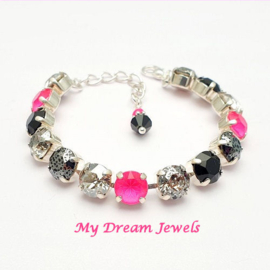 Armband Alison "Neon Pink Black Silver Patina " met o.a. Swarovski Crystal Maat M