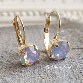 Oorbellen Alison met Swarovski "White Opal Vitrail Light"