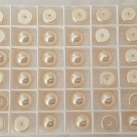 Swarovski 5807 Cabochon Half Drlled Pearl Creamrose 10mm