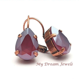 Oorbellen Belle met Swarovski Druppel Crystal Dark Red