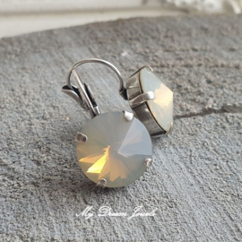Oorbellen Rivoli met Swarovski Light Grey Opal