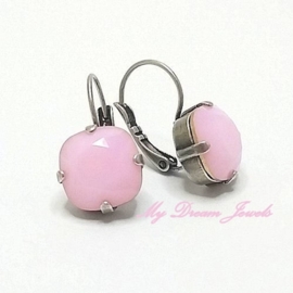 Oorbellen Square met Swarovski Rose Alabaster