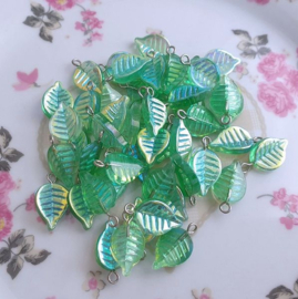 Glas hanger blaadje Light Green AB