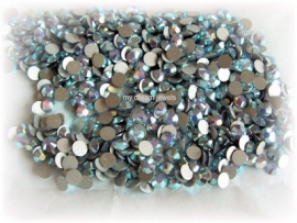 Swarovski platte steen Air Blue Opal AB SS20 per 24 stuks