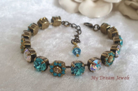 Armband Vintage Flower Turquoise/ Aquamarine met Swarovski Crystal