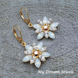 Oorhangers Dreamstar White Opal met Swarovski