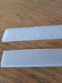 Naaibaar klittenband wit 2 cm breed